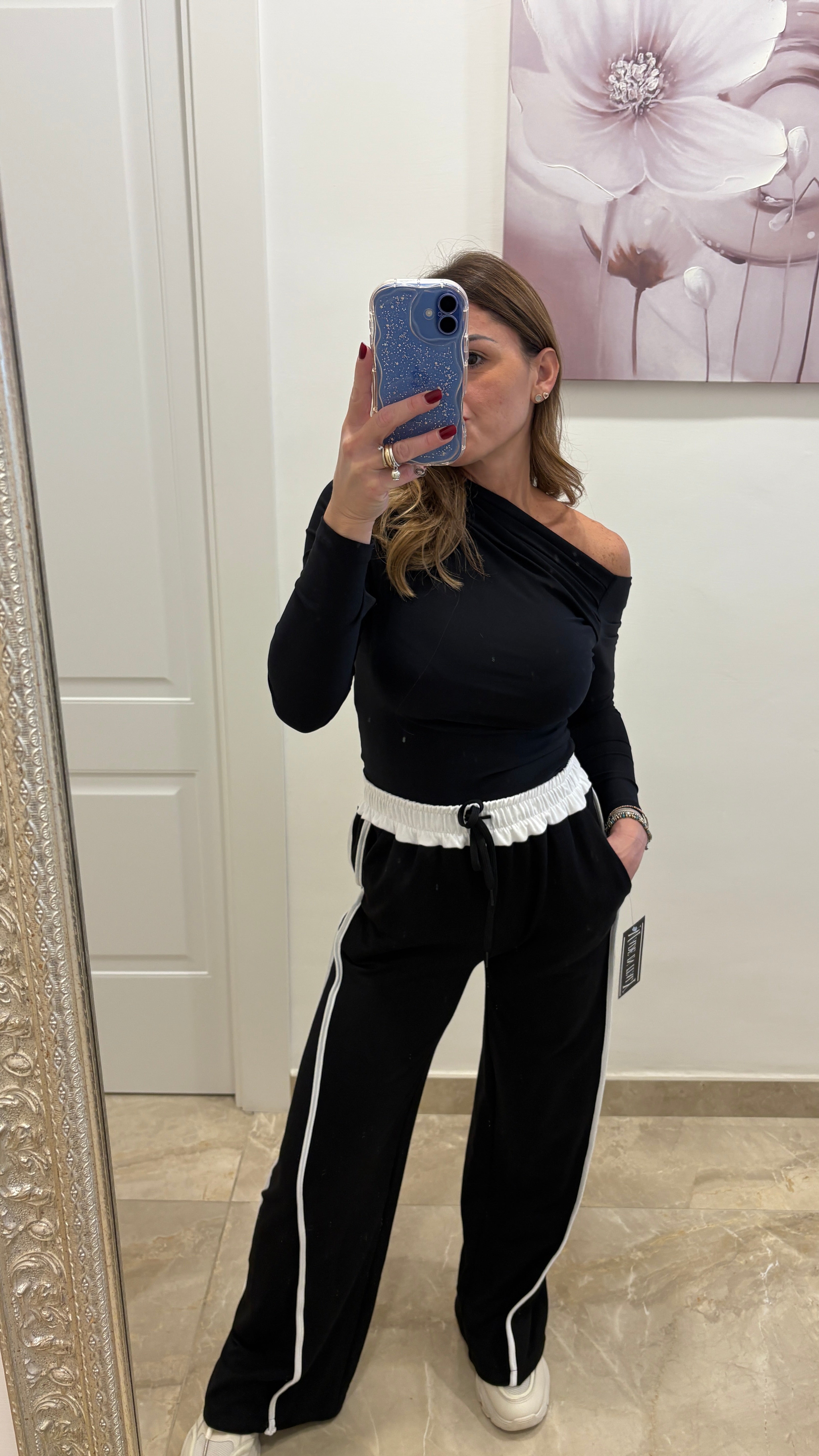 Pantatuta modello adi